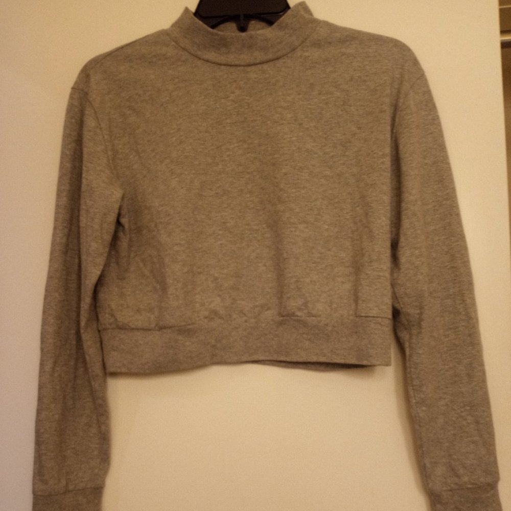 Womens crop winter turtleneck shirt